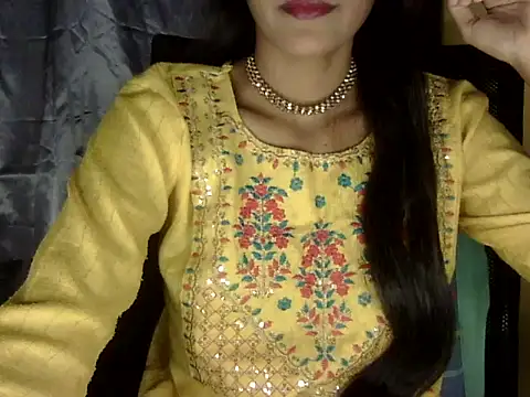 Snapshot of zara_Khan0 chatting on November 20, 2025, 1:45 pm zara Khan0 online show from November 20, 2025, 1:45 pm