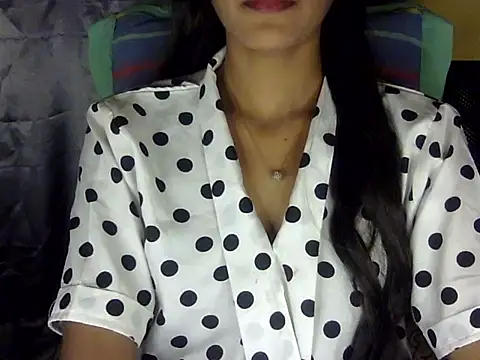 Snapshot of zara_Khan0 chatting on October 22, 2025, 3:55 pm zara Khan0 online show from October 22, 2025, 3:55 pm