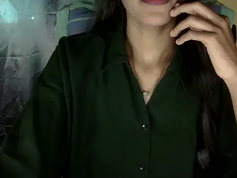 Snapshot of zara_Khan0 chatting on October 26, 2025, 4:13 am zara Khan0 online show from October 26, 2025, 4:13 am