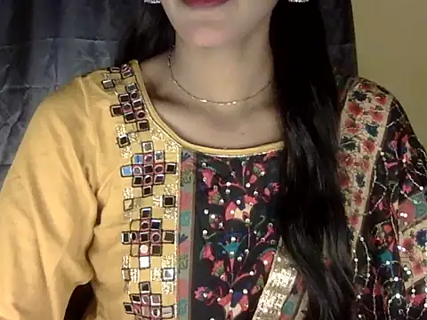 Snapshot of zara_Khan0 chatting on October 1, 2025, 2:32 pm zara Khan0 online show from October 1, 2025, 2:32 pm