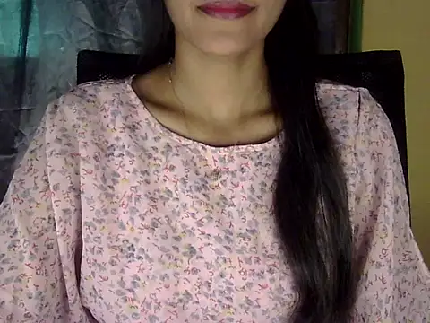 Snapshot of zara_Khan0 chatting on November 15, 2025, 3:10 am zara Khan0 online show from November 15, 2025, 3:10 am