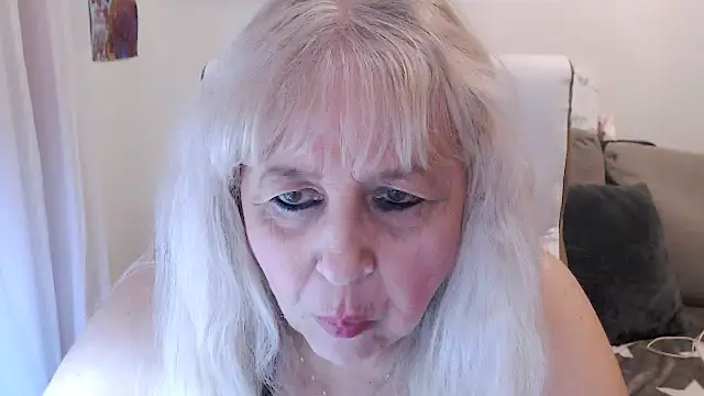 SusiLifeXXX online show from October 20, 2025, 7:25 pm