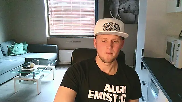 Dartanjanas13 online show from September 17, 2025, 3:14 pm