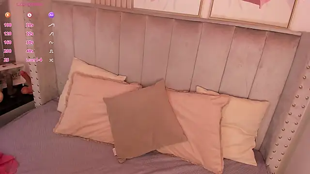 Seshat Hitt online show from November 27, 2025, 3:07 am