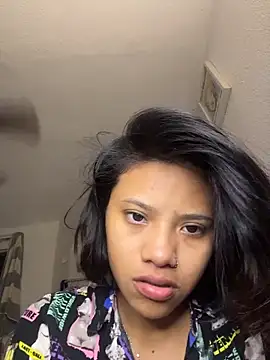 Snapshot of Nia_Desire chatting on June 10, 2026, 6:14 am Nia Desire online show from June 10, 2026, 6:14 am