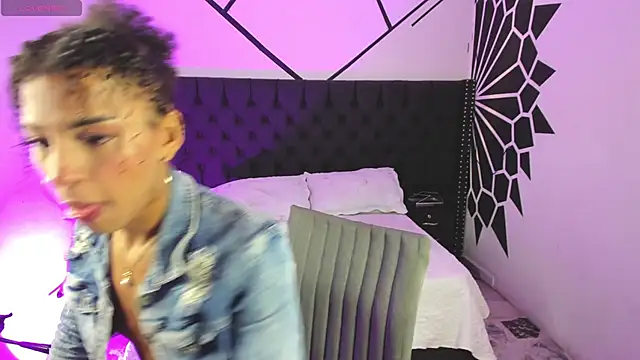 kileyyHot online show from September 24, 2025, 7:37 am