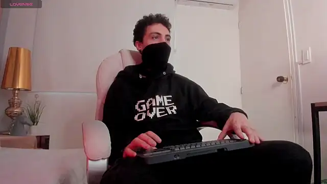 dark sun302 online show from October 12, 2025, 10:00 pm