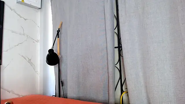 Evaa 18 online show from December 17, 2025, 6:02 pm