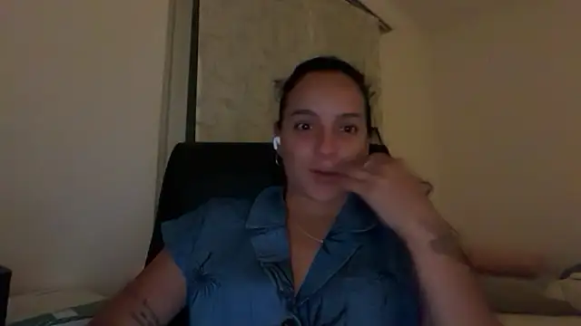 Maia Park online show from May 29, 2026, 11:33 pm