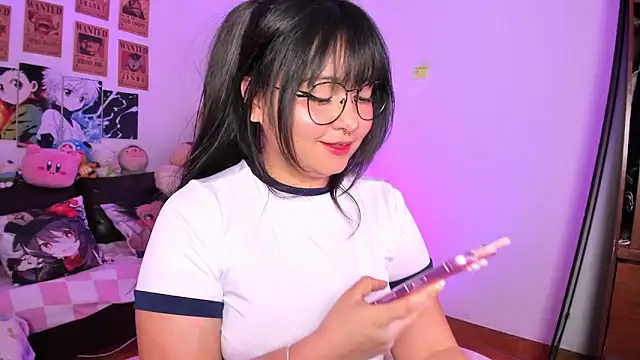 Snapshot of Lolii_Zoe chatting on February 23, 2026, 12:06 pm Lolii Zoe online show from February 23, 2026, 12:06 pm