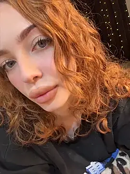 Hannah xBaby online show from April 21, 2026, 10:11 am