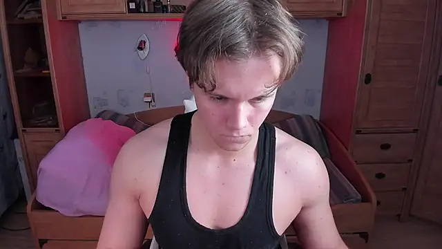 Dexter Bennett online show from October 14, 2025, 4:13 am