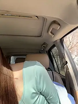 DollyTall online show from April 3, 2026, 6:09 am