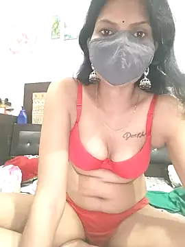 Yourhotsweetgirl online show from September 20, 2025, 6:35 pm