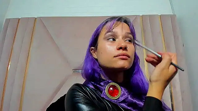 barbieambar online show from October 31, 2025, 4:36 pm