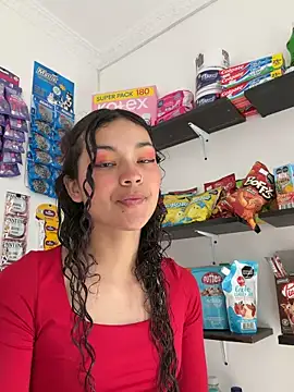 Camilla Miller01 online show from April 14, 2026, 7:41 pm