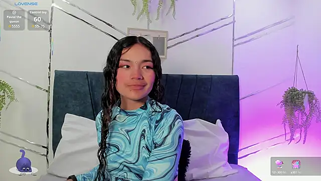 Camilla Miller01 online show from October 7, 2025, 1:56 pm