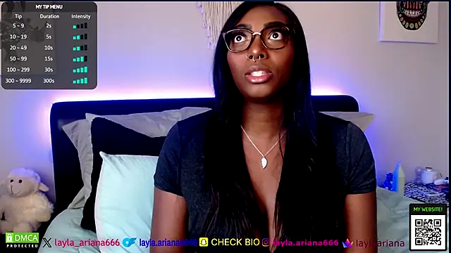 LaylaAriana online show from October 16, 2025, 4:48 pm