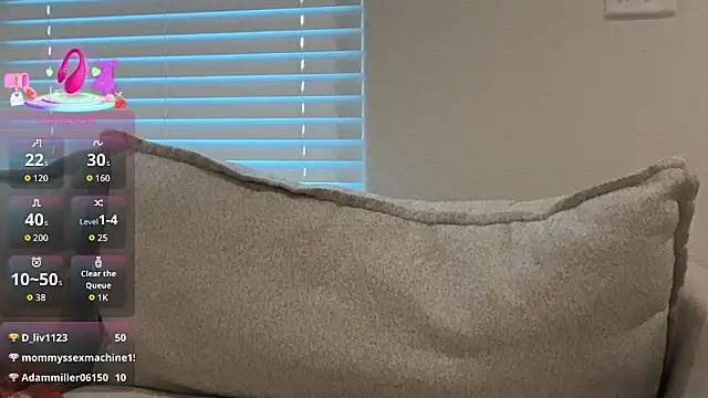 heyitsmadig online show from October 3, 2025, 1:01 pm