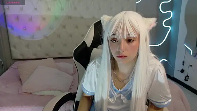 Megan  cole1 online show from September 24, 2025, 4:08 am