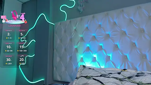 Megan  cole1 online show from October 17, 2025, 12:18 pm