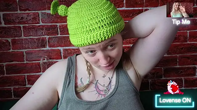 CitrusBlissss online show from May 29, 2026, 4:18 am