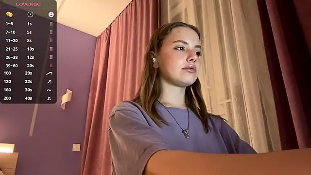 LinaMoonBlessed online show from October 3, 2025, 11:56 am