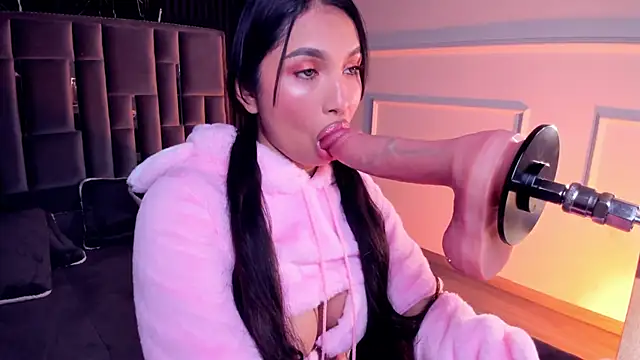 Amberashford online show from September 14, 2025, 4:02 am