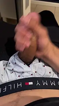 Big-Throbbin online show from September 10, 2025, 4:33 am