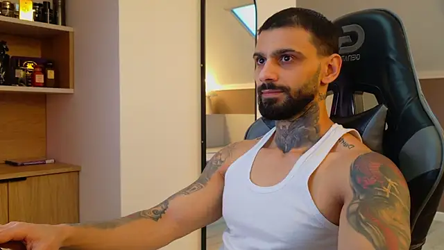 Snapshot of AresSteelX chatting on November 16, 2025, 2:00 pm AresSteelX online show from November 16, 2025, 2:00 pm