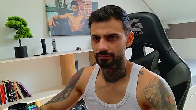 Snapshot of AresSteelX chatting on October 17, 2025, 11:45 am AresSteelX online show from October 17, 2025, 11:45 am