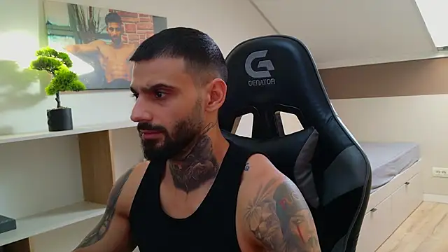 Snapshot of AresSteelX chatting on November 24, 2025, 1:11 pm AresSteelX online show from November 24, 2025, 1:11 pm