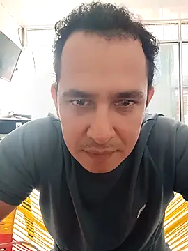 jose160824 online show from November 6, 2025, 2:21 pm