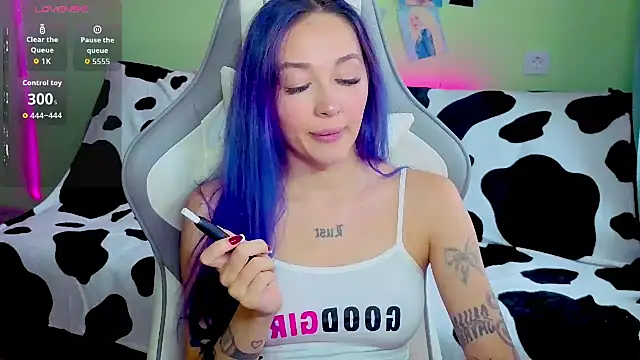 Im suka online show from October 7, 2025, 2:56 am