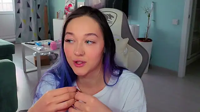 Snapshot of Im_suka chatting on February 25, 2026, 3:07 am Im suka online show from February 25, 2026, 3:07 am