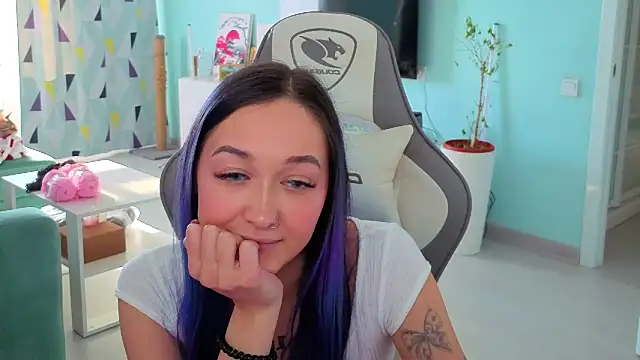 Snapshot of Im_suka chatting on February 20, 2026, 6:26 am Im suka online show from February 20, 2026, 6:26 am