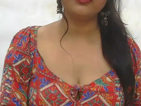 POOJA 199 online show from October 10, 2025, 7:20 am