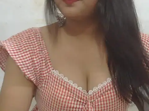 Snapshot of POOJA_199 chatting on May 26, 2026, 7:28 am POOJA 199 online show from May 26, 2026, 7:28 am
