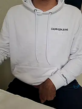 esmerkralkobra online show from October 12, 2025, 8:59 am