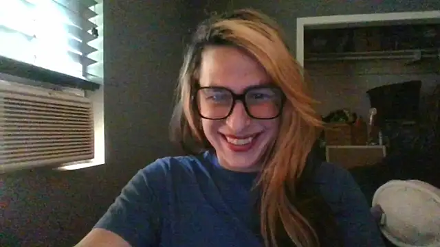 Snapshot of mayra_mayhem chatting on August 4, 2026, 1:48 pm mayra mayhem online show from August 4, 2026, 1:48 pm