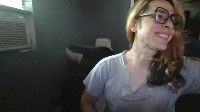 Snapshot of mayra_mayhem chatting on June 18, 2026, 4:01 pm mayra mayhem online show from June 18, 2026, 4:01 pm