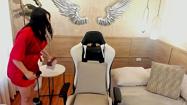 Skyyle  online show from October 30, 2025, 1:09 pm