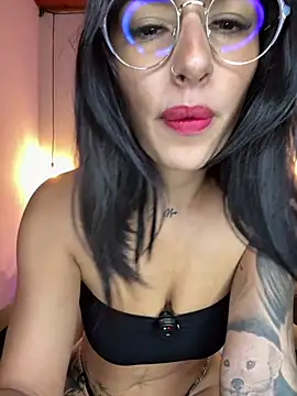 Snapshot of SOY_NOOA chatting on July 31, 2026, 1:10 pm SOY NOOA online show from July 31, 2026, 1:10 pm