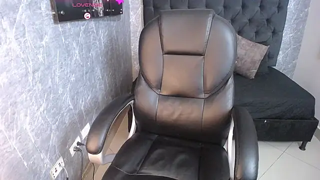 Snapshot of eileen__hills chatting on September 19, 2025, 6:45 pm eileen hills online show from September 19, 2025, 6:45 pm