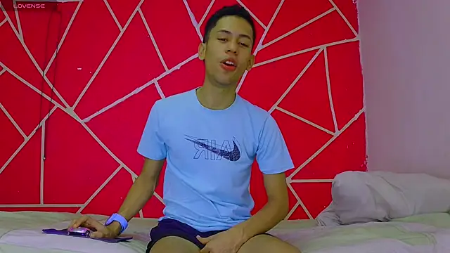 dylan apol0 online show from February 5, 2026, 3:35 am