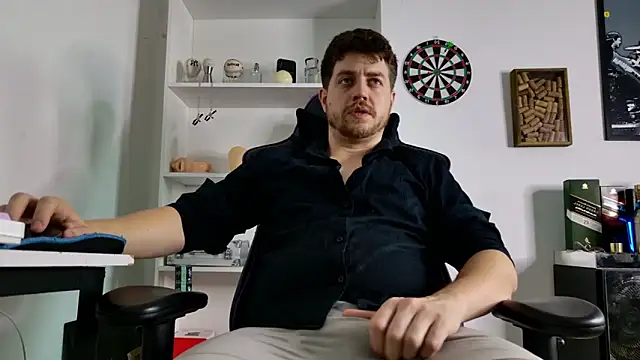 aaron nvk online show from February 10, 2026, 9:14 pm