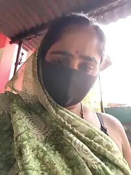 Snapshot of Falguni_Desai chatting on November 28, 2025, 2:01 am Falguni Desai online show from November 28, 2025, 2:01 am