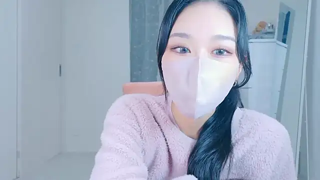 ramuchan desu online show from November 22, 2025, 1:26 am