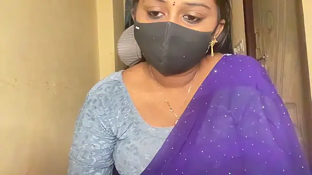 Pavani-Sexy online show from March 2, 2026, 7:10 pm