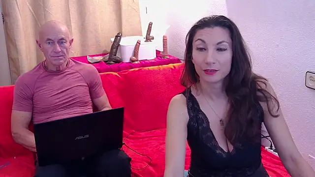 Snapshot of IvonneAndDom chatting on February 23, 2026, 10:54 pm IvonneAndDom online show from February 23, 2026, 10:54 pm